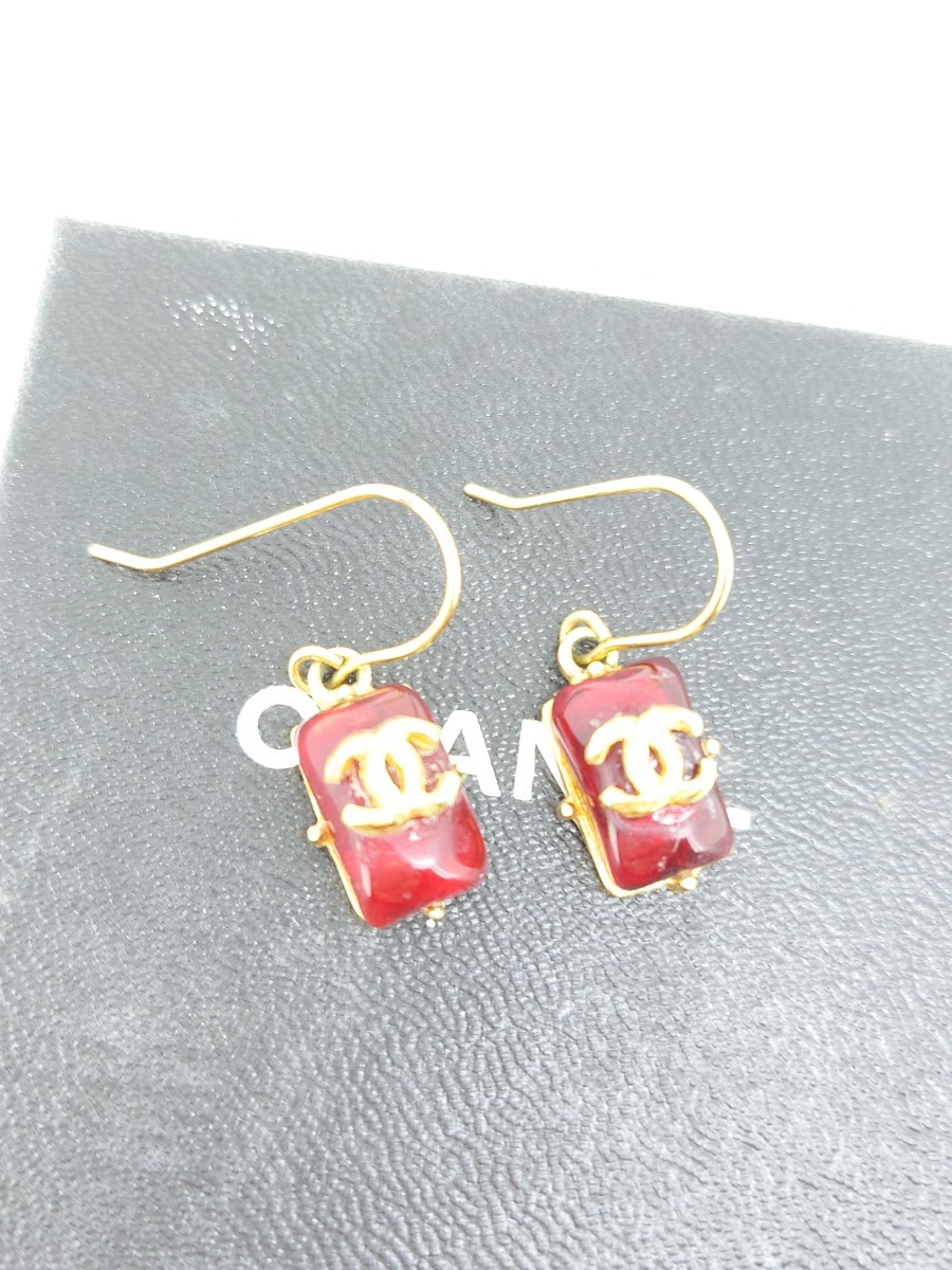 CHANEL シャネル ヴィンテージ フック ピアス 99 A 赤石拍卖