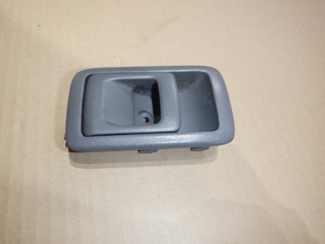 LJ78G ランドクルーザー プラド ランクル 純正 右 リア ドア インナーハンドル 44211/b1拍卖