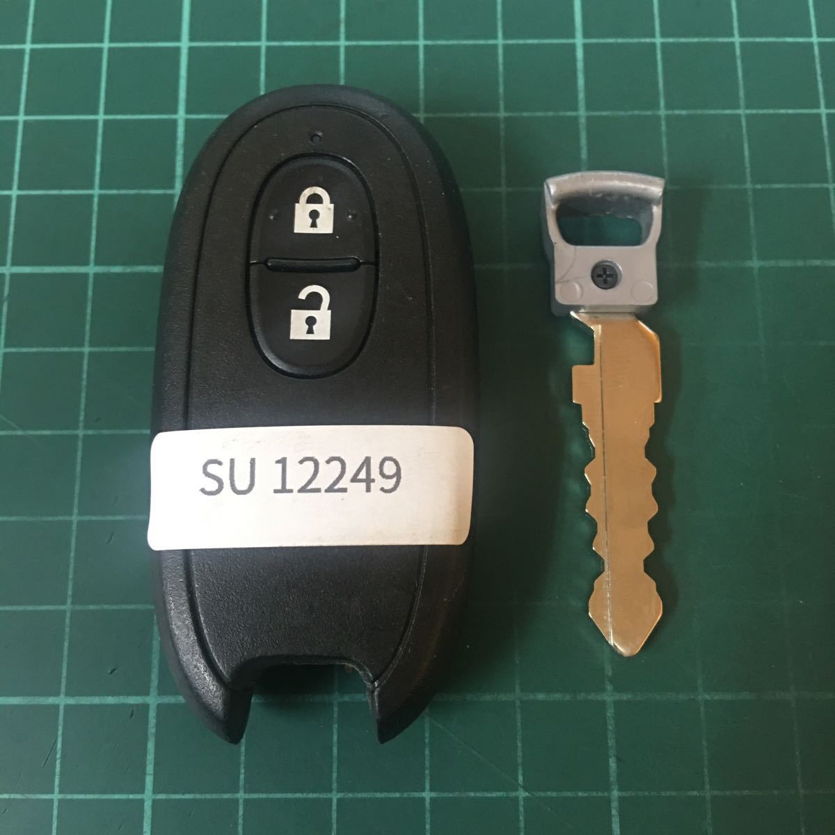 SU12249 ランプ点灯 スズキ 日産 マツダ 純正 キーレス モコ ルークス 2 B OEM ハスラー ワゴンR パレット スペーシア A Zワゴン等拍卖