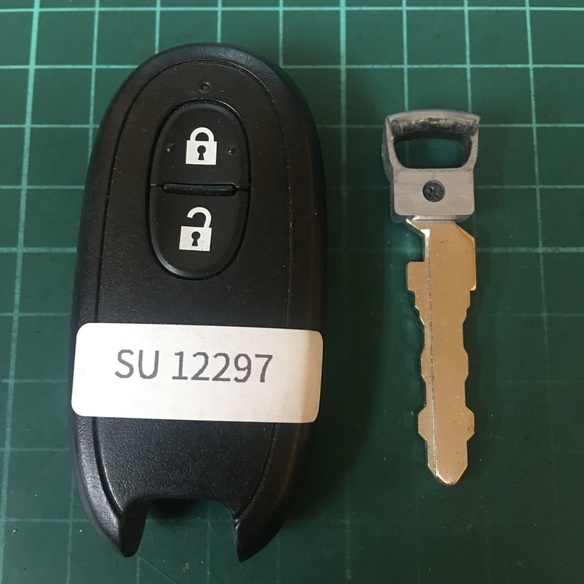 SU12297 ランプ点灯 スズキ 日産 マツダ 純正 キーレス モコ ルークス 2 B OEM ハスラー ワゴンR パレット スペーシア A Zワゴン等拍卖