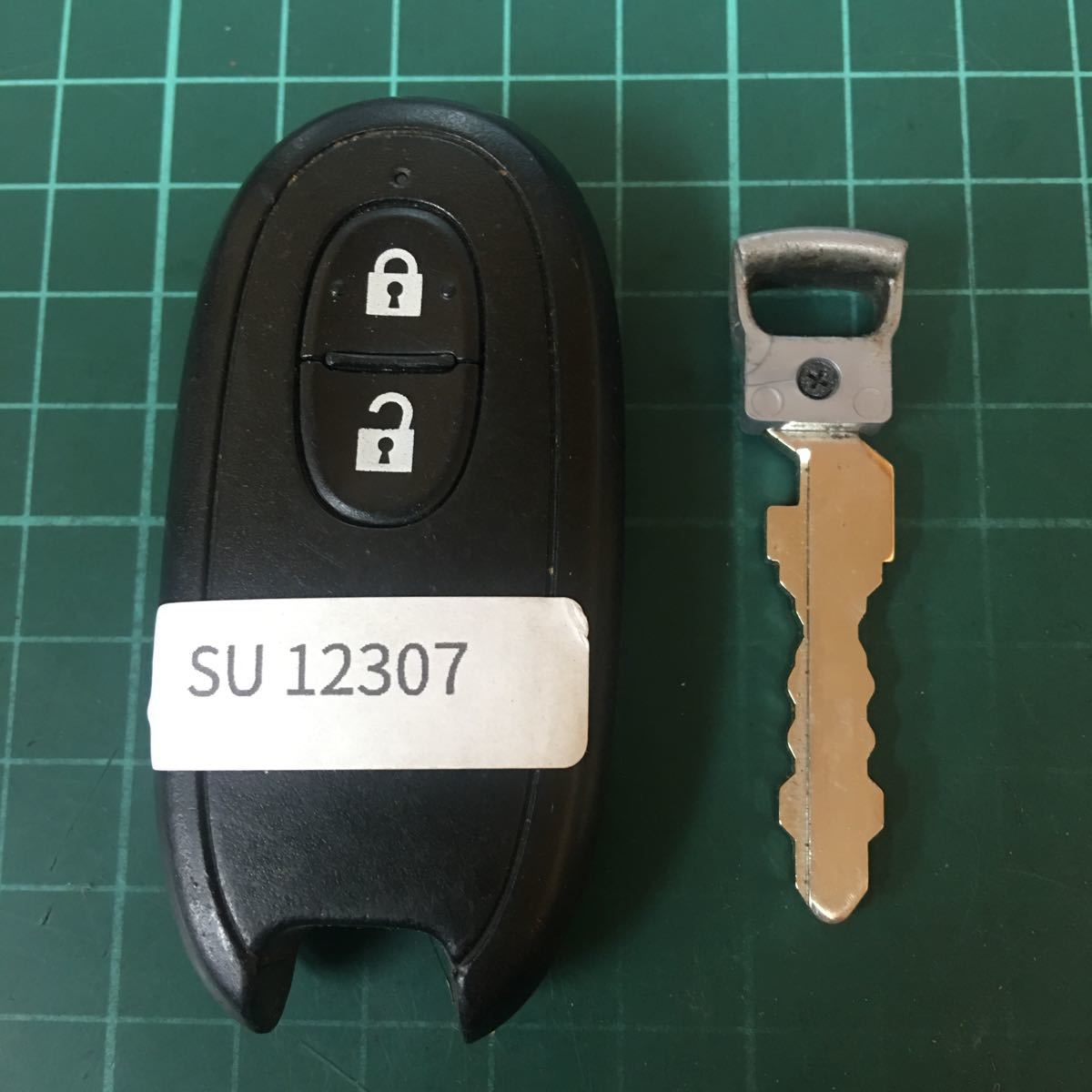 SU12307 ランプ点灯 スズキ 日産 マツダ 純正 キーレス モコ ルークス 2 B OEM ハスラー ワゴンR パレット スペーシア A Zワゴン等拍卖