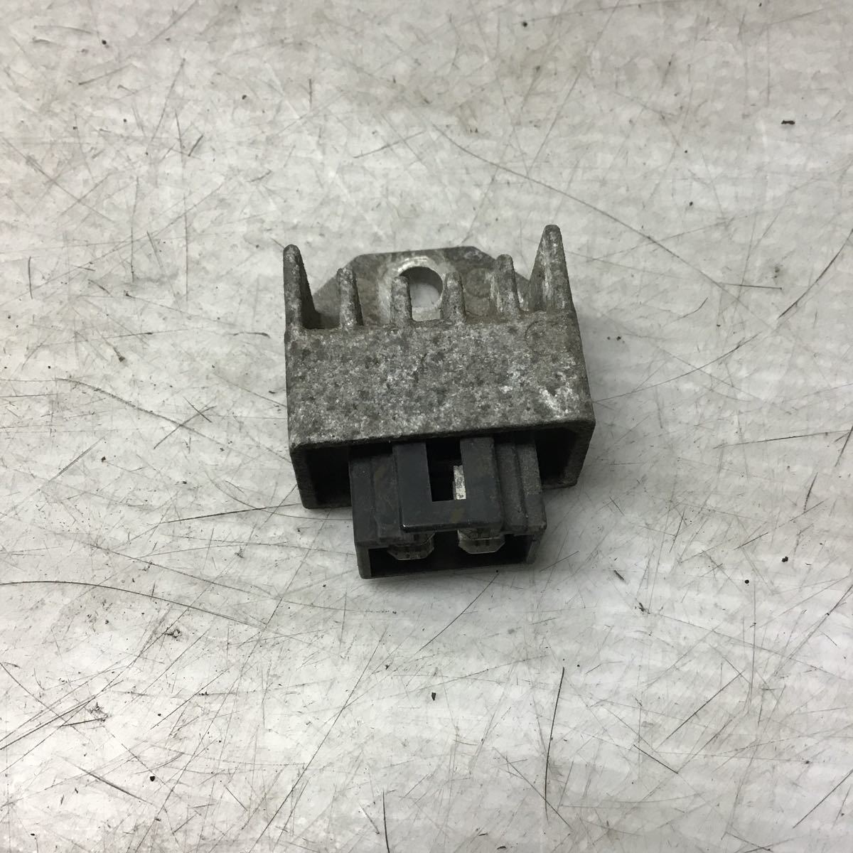 D36-39ne ホンダ ライブディオ AF34 レギュレーター 動作確認済み 純正部品拍卖