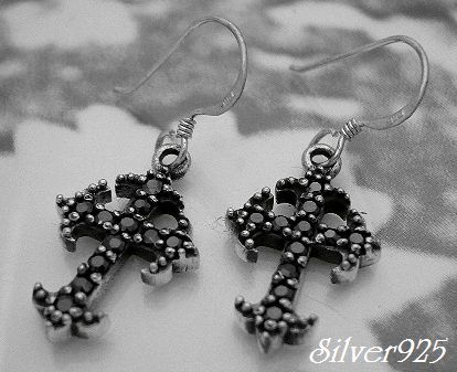 ★在庫処分★シルバー925ピアス2個セット ブラックジルコニア付クロス十字架/店舗閉店のため銀アクセALL50%OFF拍卖