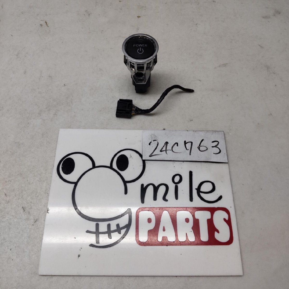 NHW20 プリウス 純正 エンジンスタートスイッチ 1A1-2-4/24C763*同梱不可拍卖