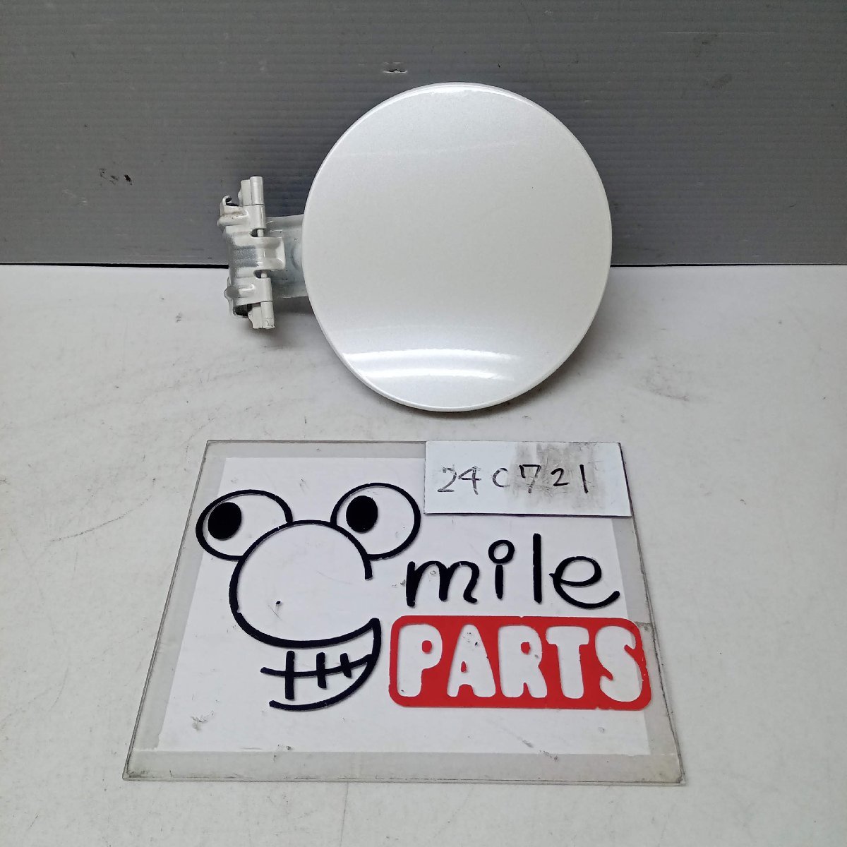 NHP10 アクア 純正 フューエルリッド 1D1-15-2/24C721*同梱不可拍卖