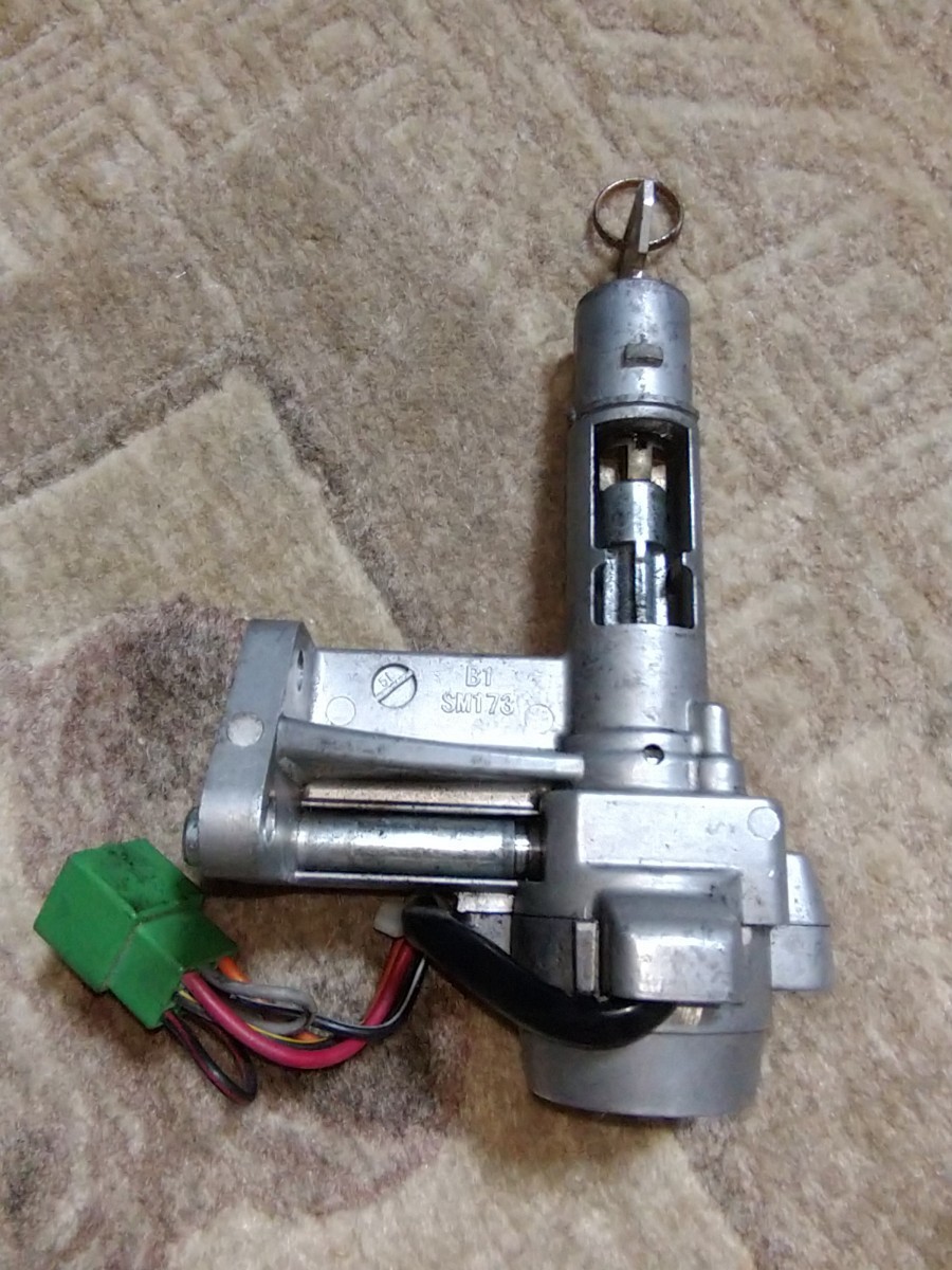 値下げ キーシリンダー suzuki ヴェクスター アドレス拍卖