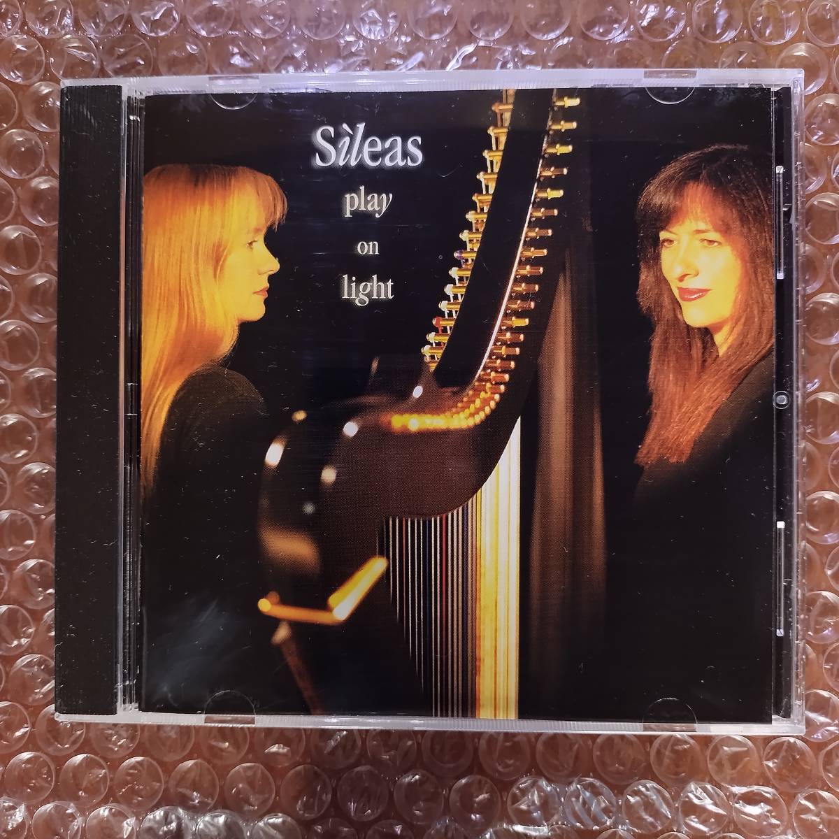シーリス/Sileas(スコットランドの女性ハープ・デュオ) - Play on Light 4枚同梱可能 b9B00000240E拍卖
