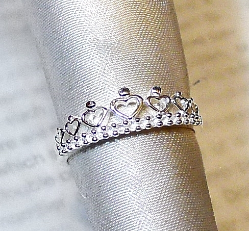 SR1548 指輪シルバー925刻リング 11号 王冠 ティアラ ハート 送料無料拍卖