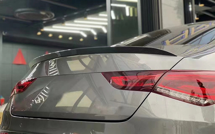 塗装込み 2019+ ベンツ CLAクラス W118 C118 セダン リアトランクスポイラー OE TYPE ABSの材質 各純正色対応拍卖