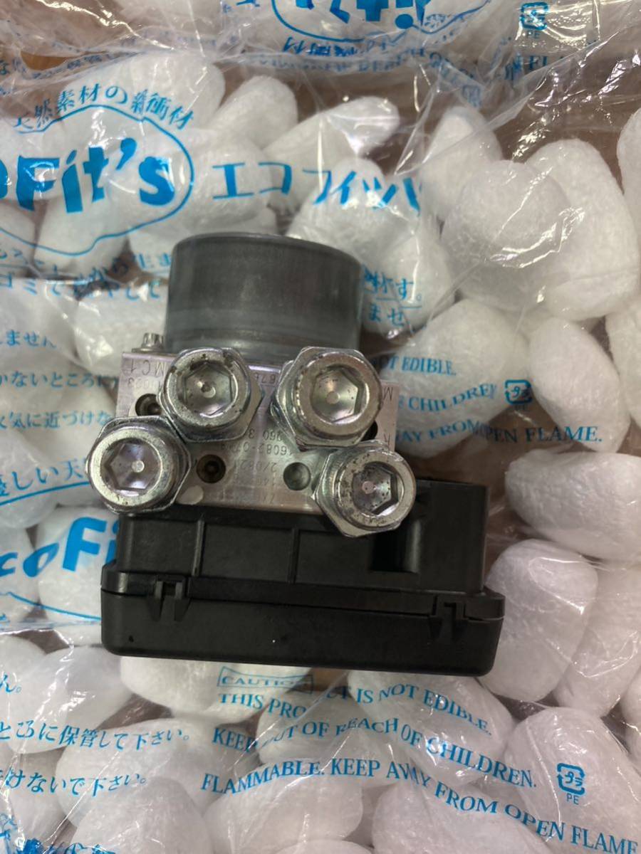 ZX-6R ZX6R ZX636F 2014 ZKBZX636EFA01 ABSユニット 中古 純正 拍卖