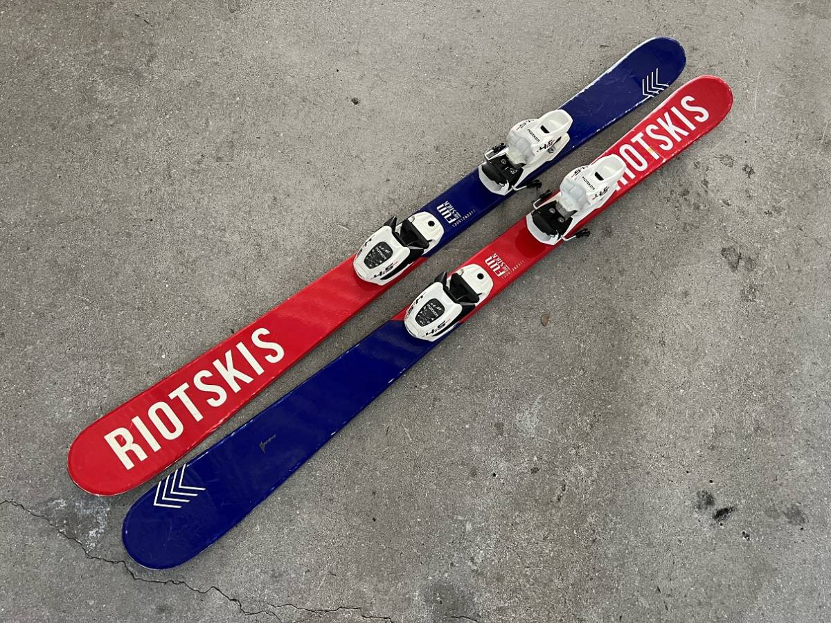 中古ジュニアフリースキー!年式不明「RIOT Fun The Stick/120㎝ MARKER M4.5付」拍卖