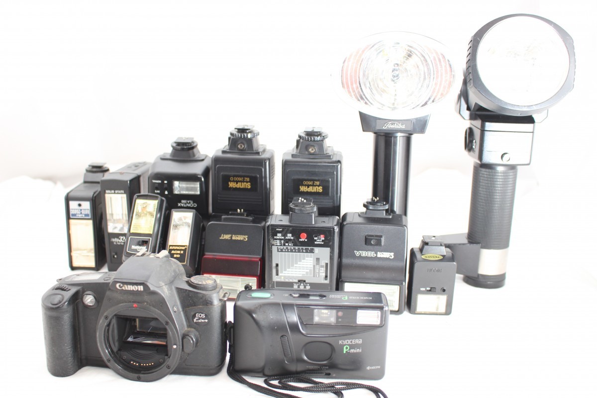 【まとめ売り】ストロボ13点+フィルムカメラ2点 #0093-791拍卖
