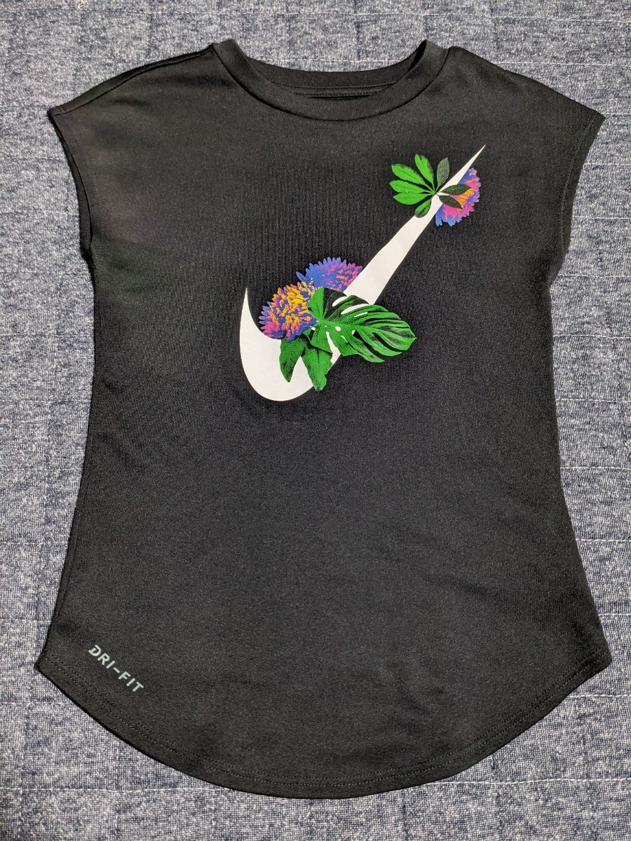 美品 NIKE Tシャツ 110サイズ キッズ 子ども 黒 ブラック フラワー スウォッシュ ノースリーブ Dri-FIT ナイキ 女の子 ガールズ 拍卖