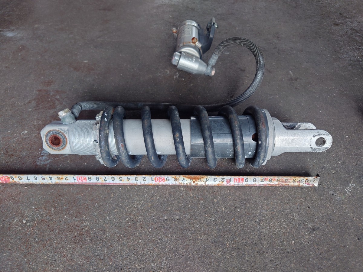 ZX-6R リアサスペンション 穴ピッチ330前後 スペアや他車種へ移植などいかがですか?拍卖