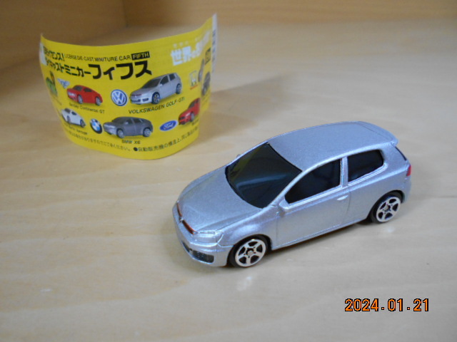 ダイキャストミニカー フィフス フォルクスワーゲン ゴルフ GTI 画像現状渡し エール ガチャポン拍卖
