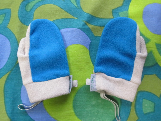 使用数回キレイ キッズ2-3 mont-bell モンベル フリース手袋 水色/うすいグレー拍卖