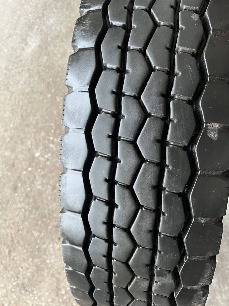 4トン トラック オールシーズン 225/80R17.5 225/80-17.5 123/122L ダンロップ DUNLOP DECTES SP670 2017年製 深溝 1本拍卖
