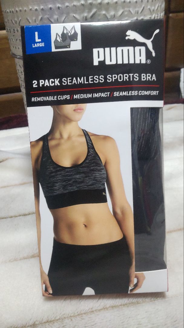 10【未使用箱入】*PUMA プーマ シームレス スポーツブラ 2つセットパック グレー&黒 送料無料拍卖