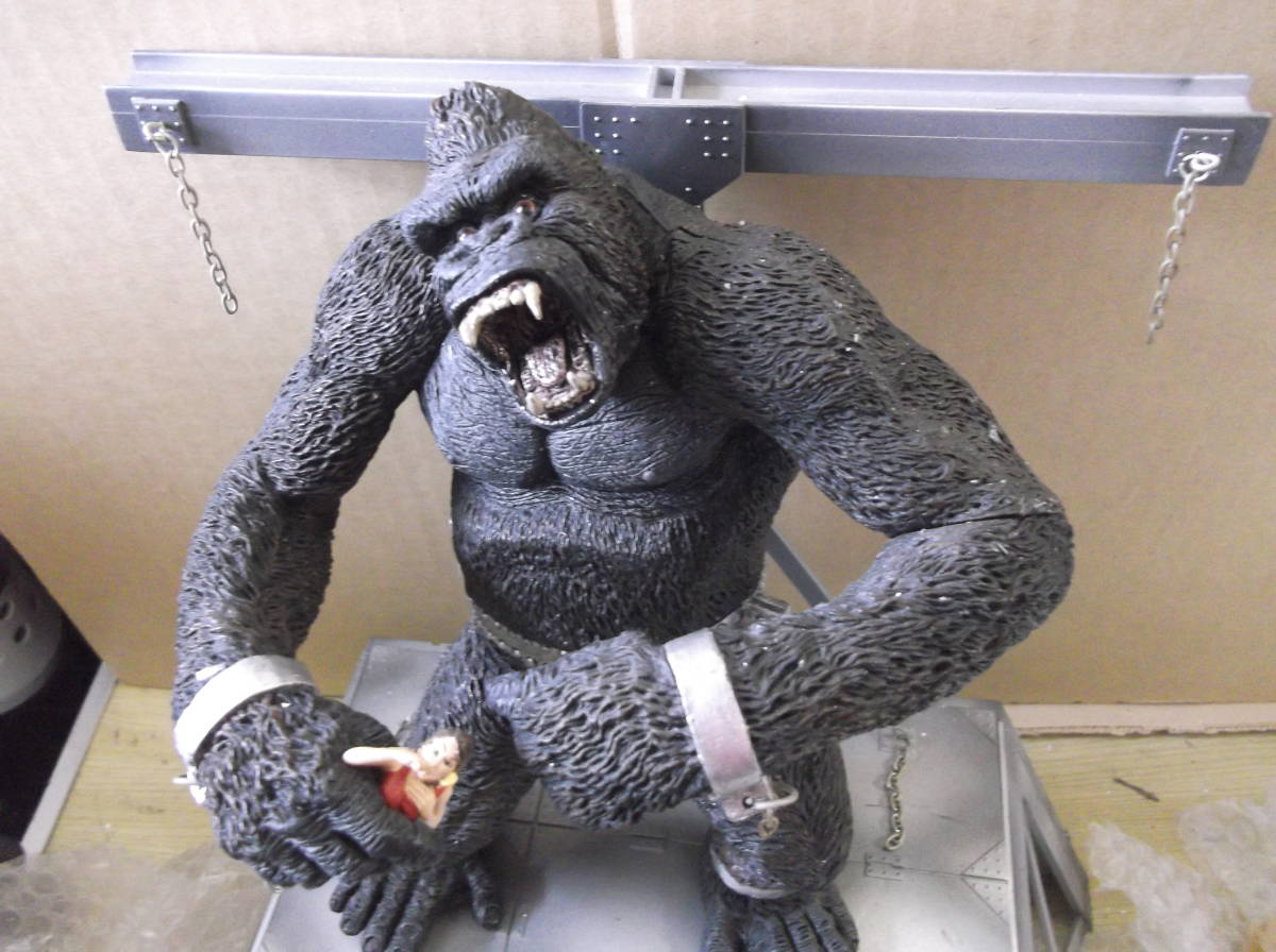 McFARLANE TOYS McFARLANE TOYS キングコング フィギュア マクファーレントイズ ムービーマニアックス KING KONG 現状渡し品 同梱不可拍卖
