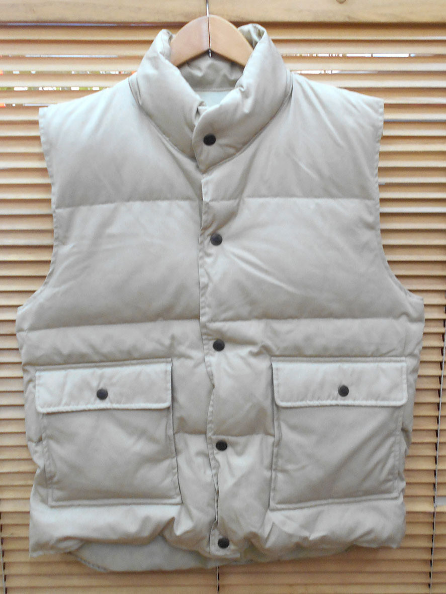 NEPUCA★ネプカ CLIMB ON THE WORLD'S TOP S グレー Lサイズ ダウンベスト 汚有 中古★拍卖