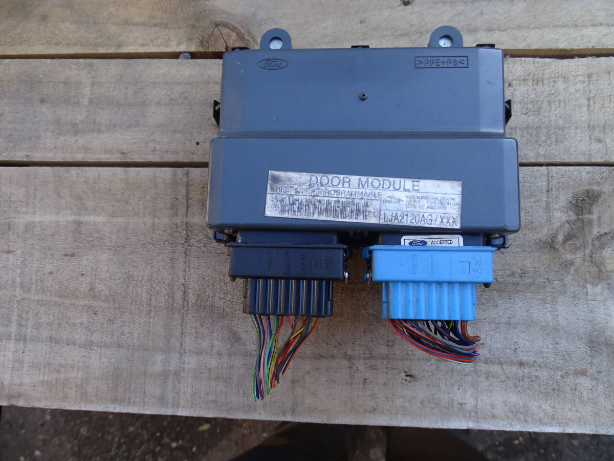 97年ジャガー/X100-XK8/ドア-モジュール 2401X100拍卖