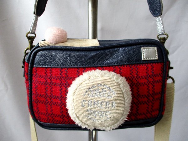 【P446】C.D.F. カメラ型 3wayミニバッグ◇クラッチ・ハンド・ショルダーバッグ 内部ボア 斜め掛け W18.5cm拍卖