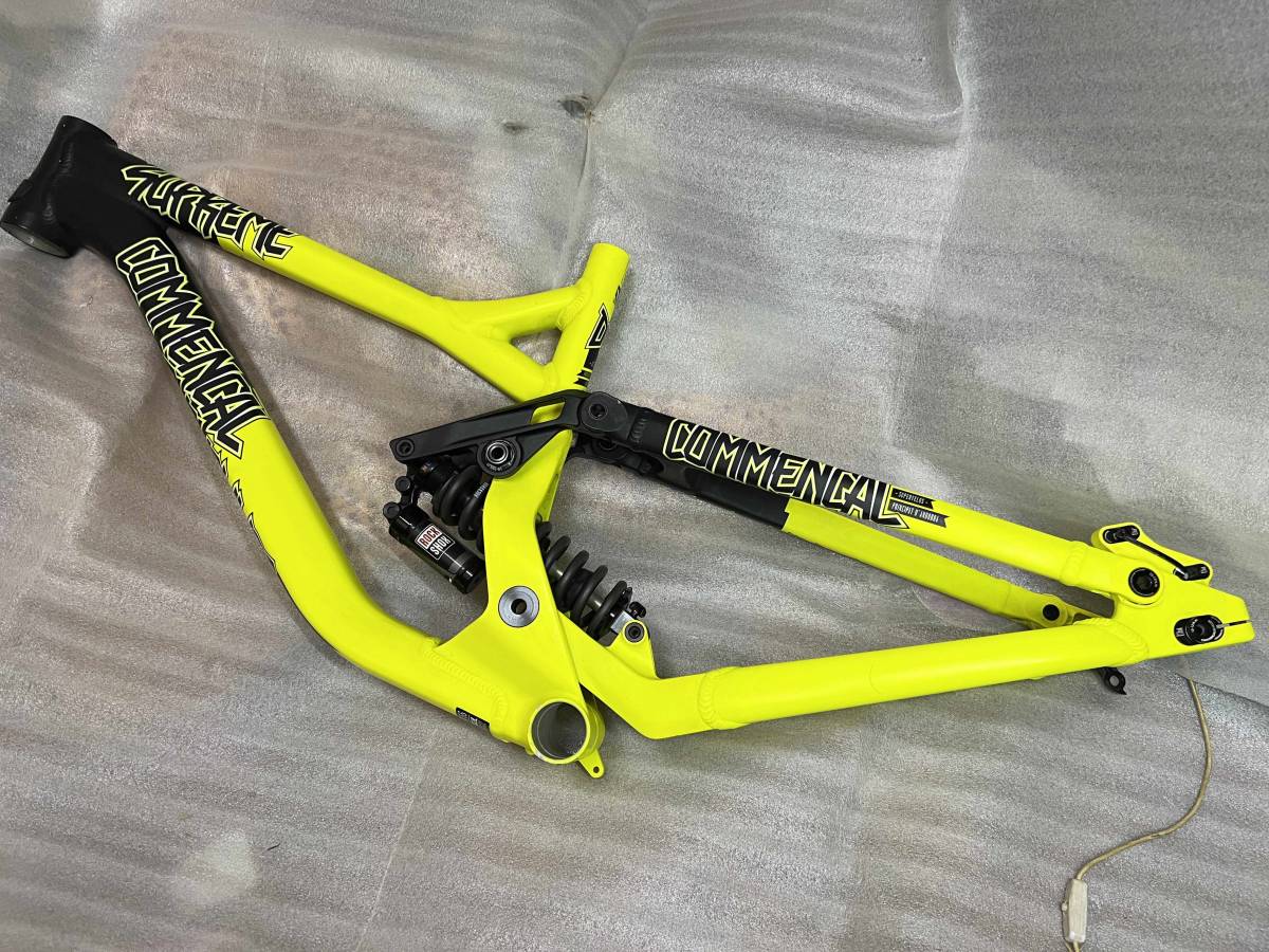 Commencal コメンサル SUPREME DH V3 COMP 650B MTBフレーム 2015年 Mサイズ拍卖