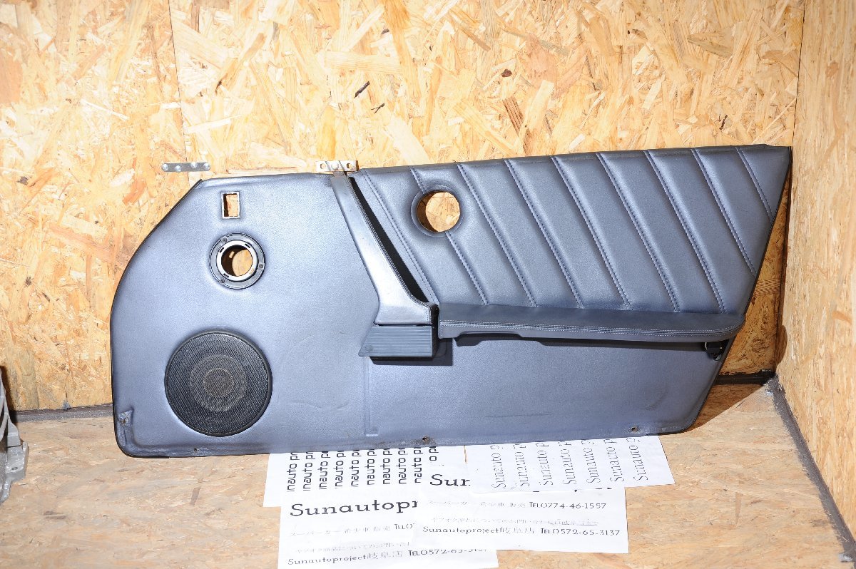 【Porsche】911 930 ドア 内張り インテリア トリム ドアトリム 88年アニバーサリーモデル メタリックレザー拍卖