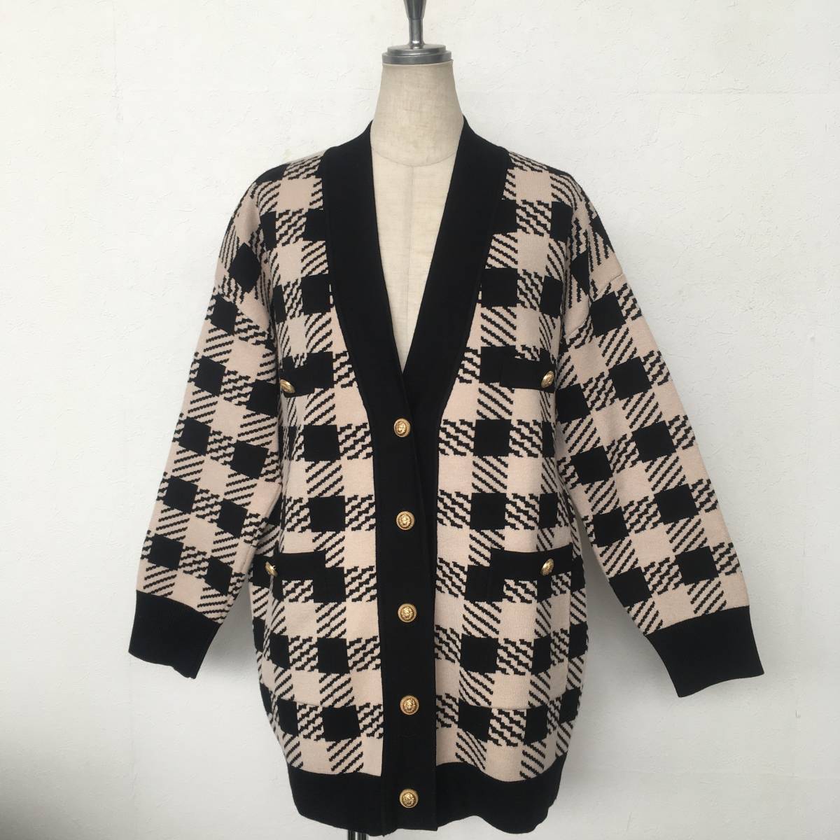 sandro サンドロ 美品 ニットカーディガン拍卖