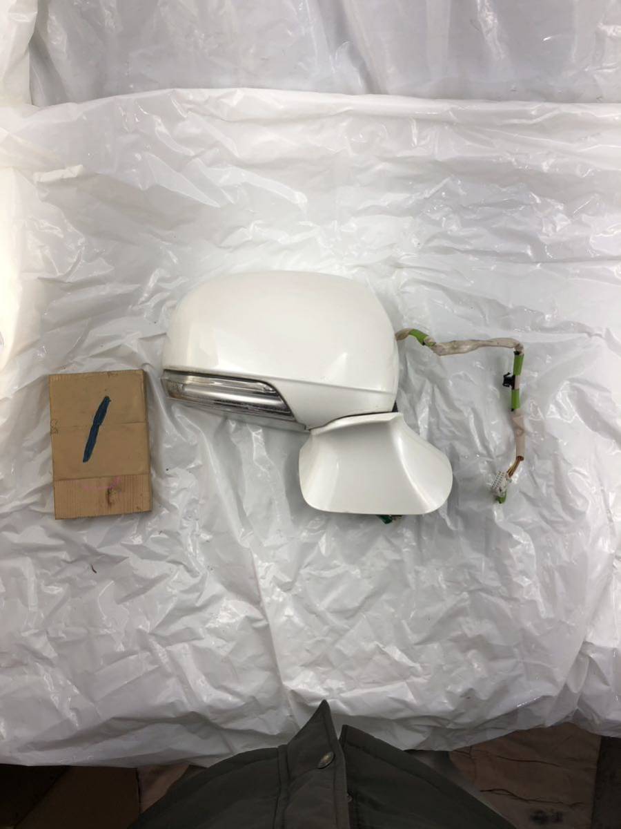 h1.56 クラウン GRS200 ホワイトパール 062 9ピン 右 右側運転席側 ドアミラー21年拍卖