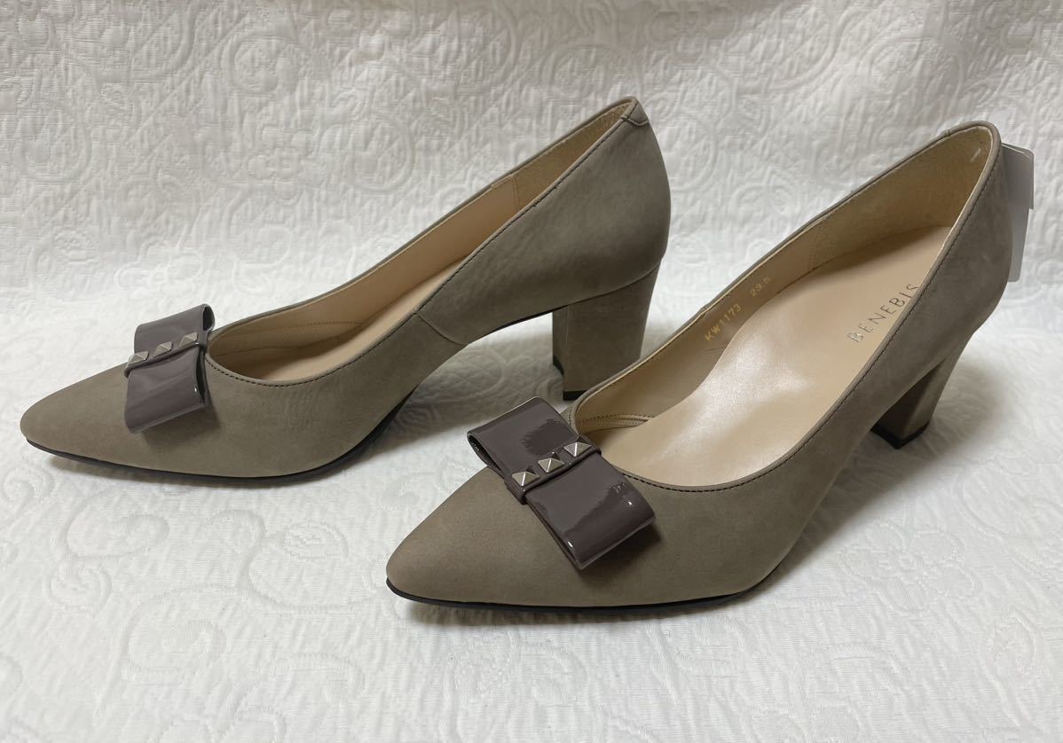 ◇新品23.5EE◇BENEBISベネビス*プレーンリボンパンプス*拍卖