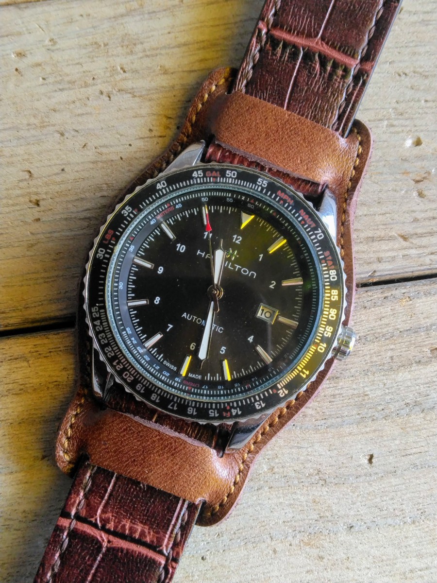 牛革 腕時計 台座 ミリタリールック121拍卖