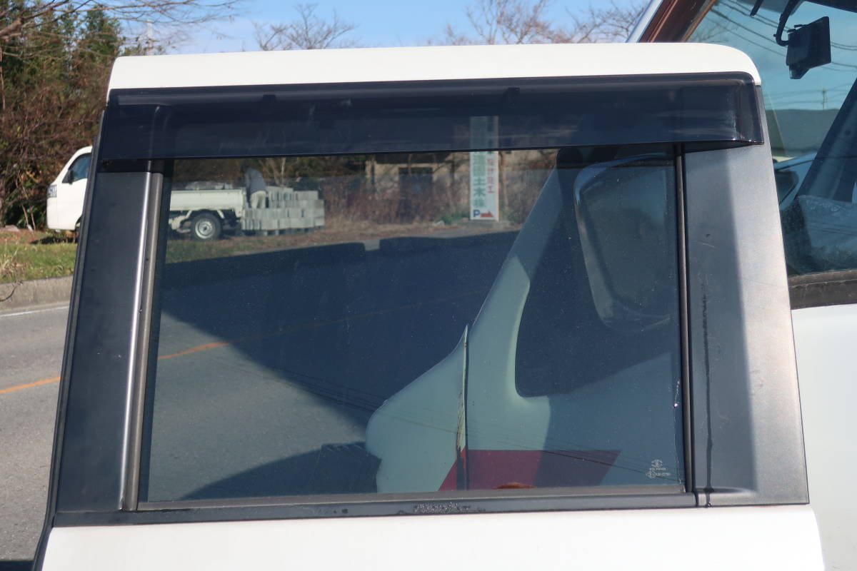 H25 DBA-MK32S スペーシア リア左 後席左側 電動 スライドドア 純正 リア左スライドドア ガラス ウインドー 窓 43R-007981拍卖