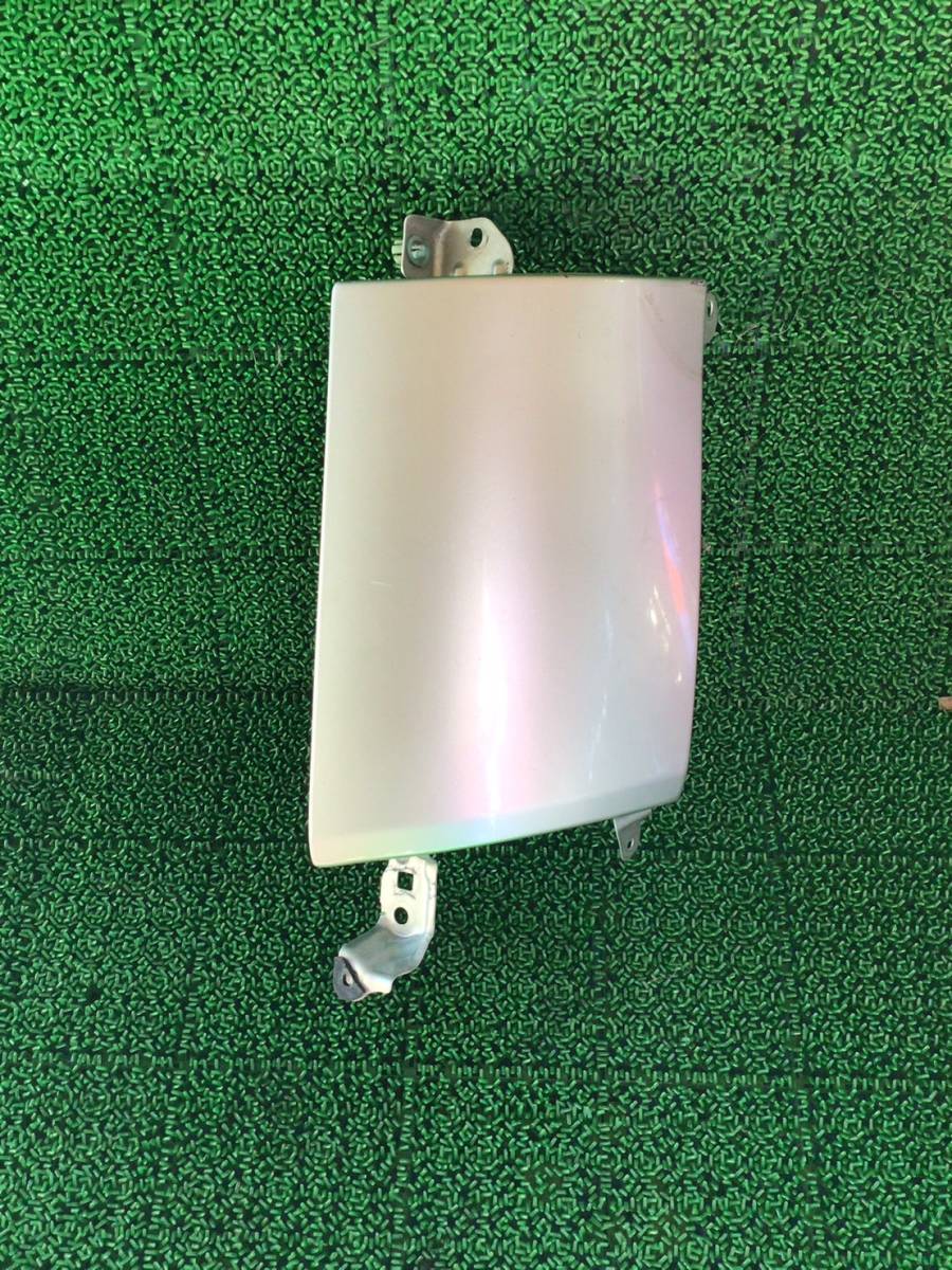 XZU508 H.21年 日野 デュトロ コーナーパネル (L) シルバー K 240116④ 即日発送可 ヤフオク 80s拍卖