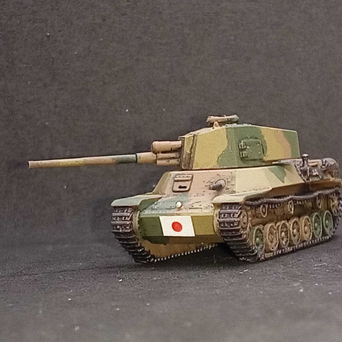 ●完成品1/144 四式中戦車チト.量産型,”最強クラス日本戦車”,出品3,3色迷彩+正面の日章旗,日本,WW2,自作ver拍卖