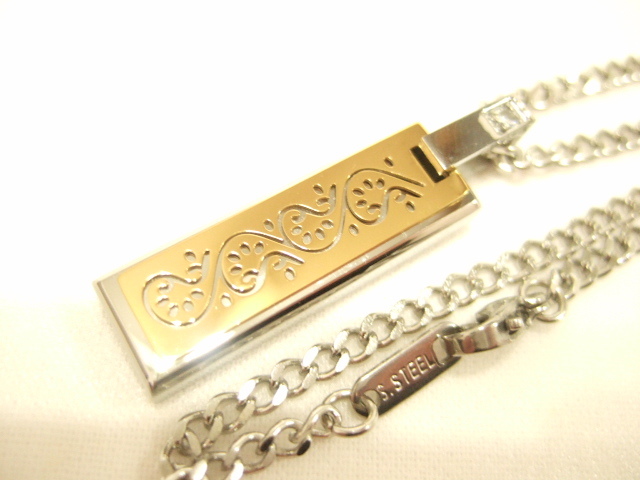 横浜最新 魅惑の2連可動型スクエア♪金銀ツートン ステンレスペンダント&ステンレスチェーン60cm メンズレディース 送料220円ξbalnξξ27拍卖