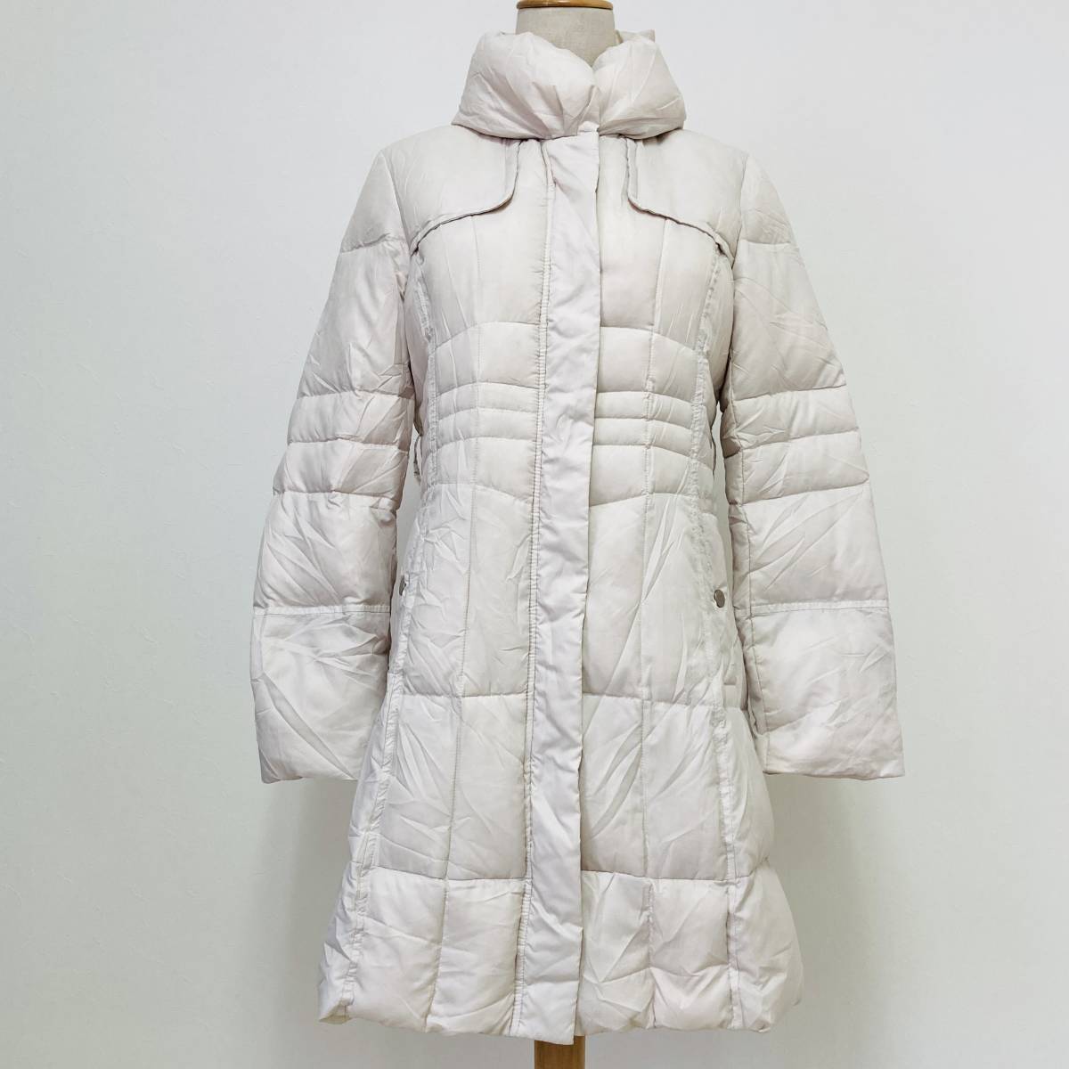 a03663 美品 ARTICLE COM レディース ダウンコート 黄金比 フルジップ 9AR アイボリー 上品 上質 シンプル 万能 ナチュラルブーケスタイル拍卖