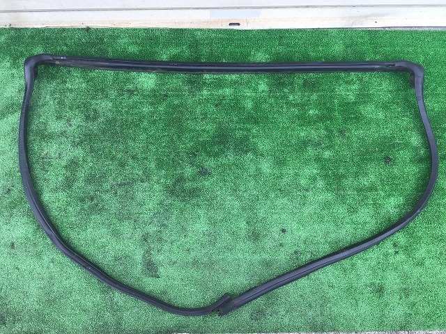 NA8C ロードスター AT (W2) フロント ウィンドウ ウェザーストリップ 拍卖