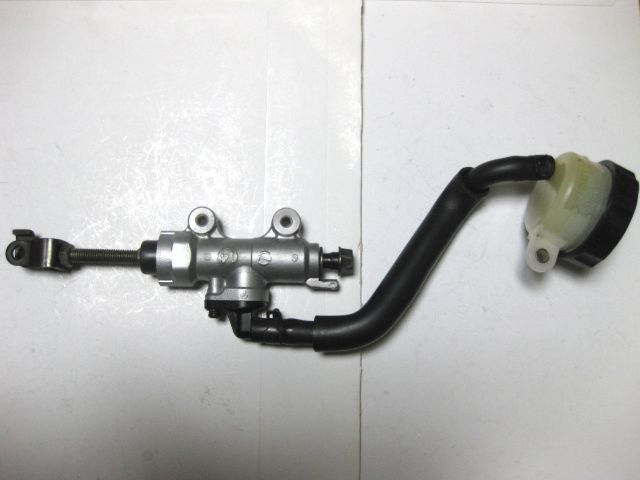 格安処分 ホンダ純正CBR600F(PC35) リアブレーキマスターシリンダー ニッシン 14mm CBR リビルド ブラスト清掃済拍卖