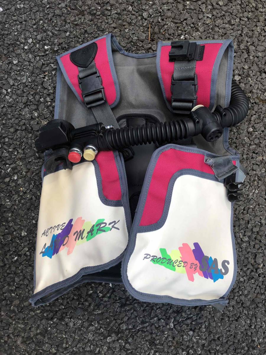 SAS エスエーエス BCD アクティブ ランドマーク ピンク×白 ダイビングスーツ 中古 ※オーバーホール前提拍卖