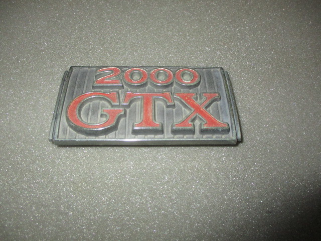 スカイライン ハコスカ・ケンメリ 2000GTX エンブレム 美中古拍卖