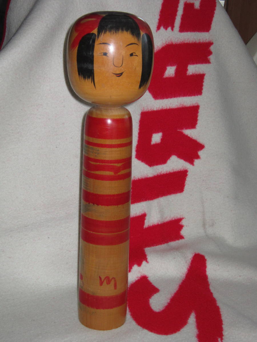 こけし 遠刈田系(宮城県) 伝統こけし 作者様名有りも 読めず 発送はゆうパック予定 拍卖