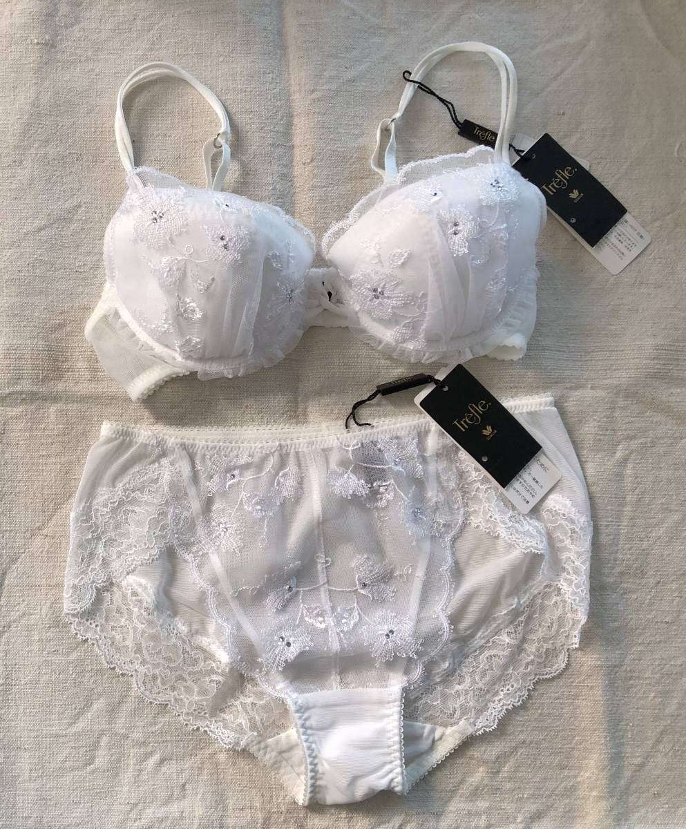 未使用 タグ付き Wacoal ワコール Trefle トレフル E65 M ブラジャー&ショーツセット ホワイト 最高級 日本製拍卖