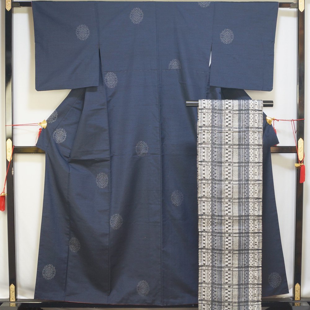 着物セット 紬・八寸名古屋帯 2点 セット 丸紋模様 紺色系 十日町紬 中古 レディース 女性和服 着物 リサイクル着物 京都きもの天陽拍卖