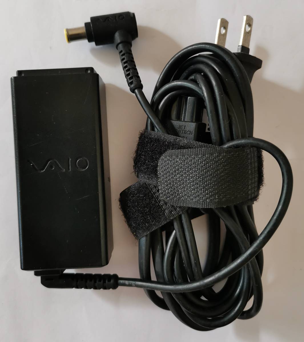 SONY ソニー ノートPC vaio用ACアダプター VGP-AC16V11 DC16V 2.8A(2024ふぬるふ011407)すぬ拍卖