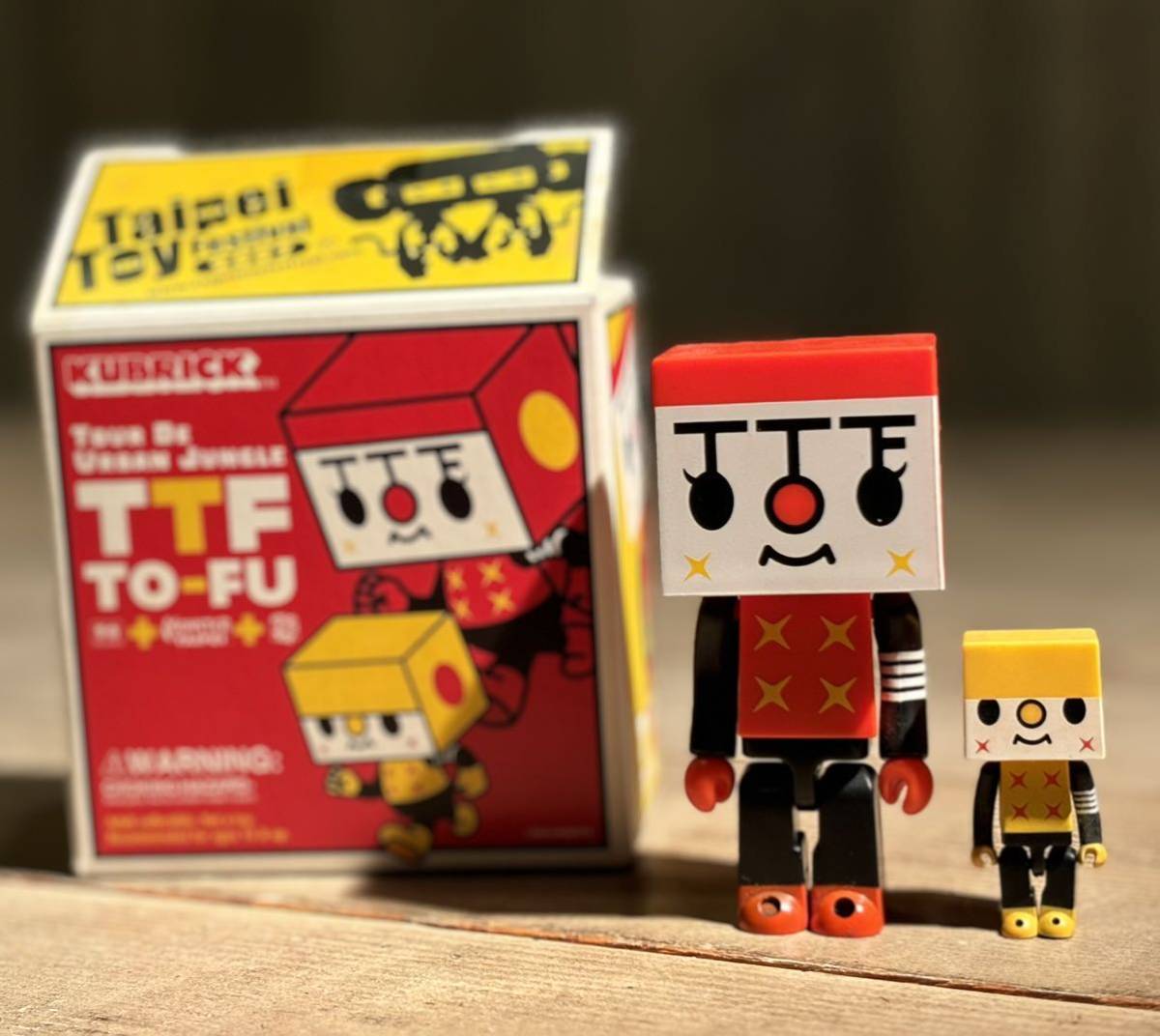 トーフ親子/TO-FU TAIPEI TOY FESTIVAL 2007 キューブリック/KUBRICK 100%&50%(メディコムトイ・デビルロボッツ・フィギュア)拍卖