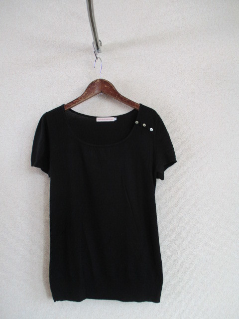 earthmusic&ecology黒半袖コットン混ニット(USED)11919)拍卖