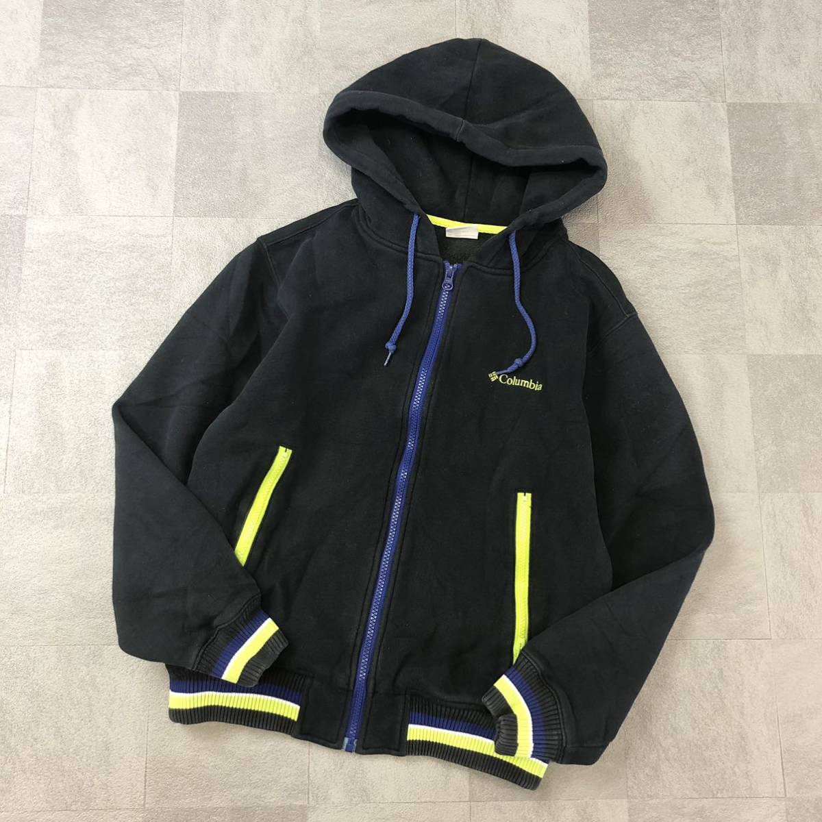 Columbia コロンビア ジップアップパーカー フーディー スウェット トレーナー 厚手 ブラック サイズXS 古着拍卖