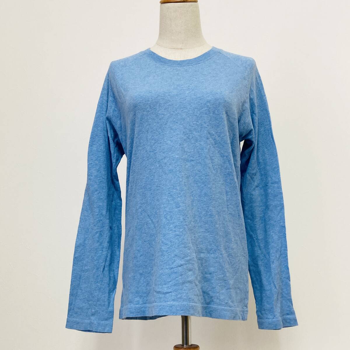 YH0155 美品 UNIQLO ユニクロ AUTHENTIC ORIGINAL WASH Tシャツ 長袖 薄手 丸首 S 綿100% 水色 上質 万能 ベーシックカジュアルスタイル拍卖