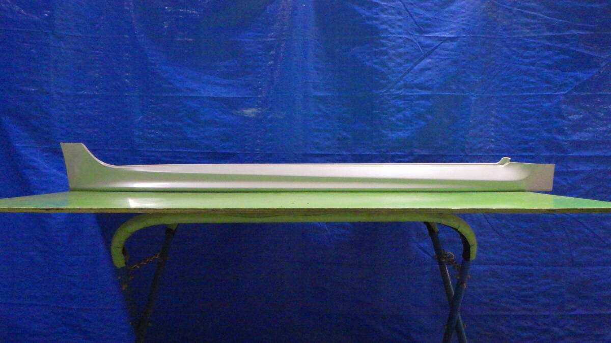 60221-2 レヴォーグ VM4 右 サイドステップ 白パール 裏品番/96051VA020 純正 中古 棚13拍卖